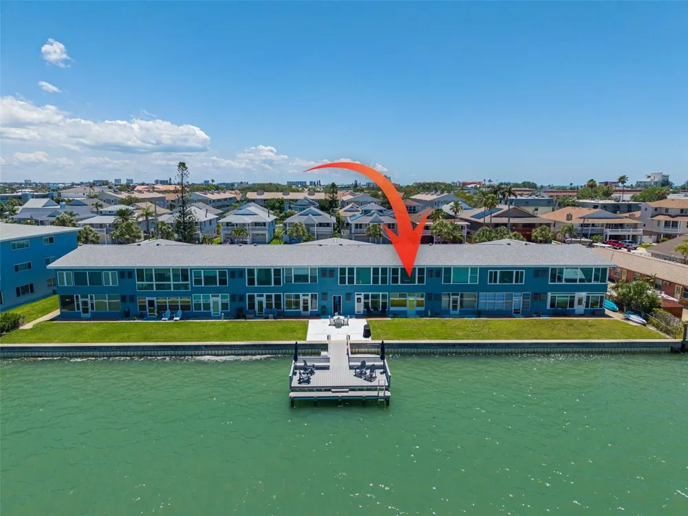 250 126TH AVENUE #104 Treasure Island, FL 33706