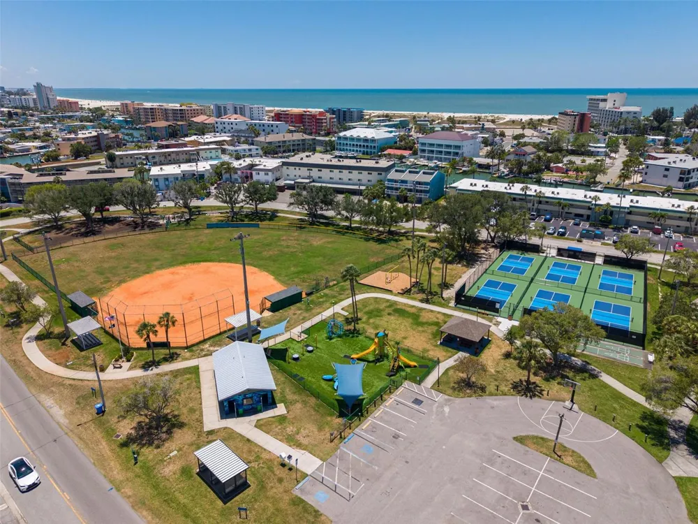 250 126TH AVENUE #104 Treasure Island, FL 33706