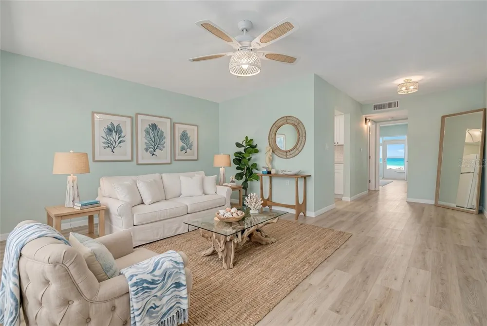 250 126TH AVENUE #104 Treasure Island, FL 33706