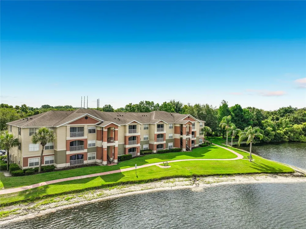 1909 SUMMER CLUB DRIVE #301 Oviedo, FL 32765