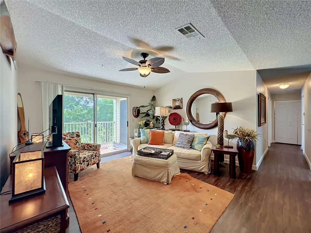 1909 SUMMER CLUB DRIVE #301 Oviedo, FL 32765