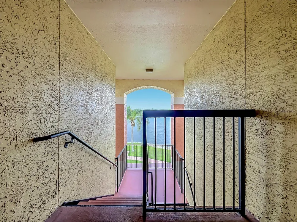 1909 SUMMER CLUB DRIVE #301 Oviedo, FL 32765
