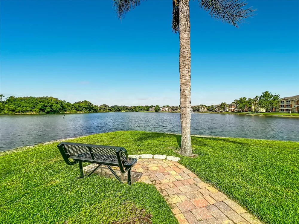 1909 SUMMER CLUB DRIVE #301 Oviedo, FL 32765