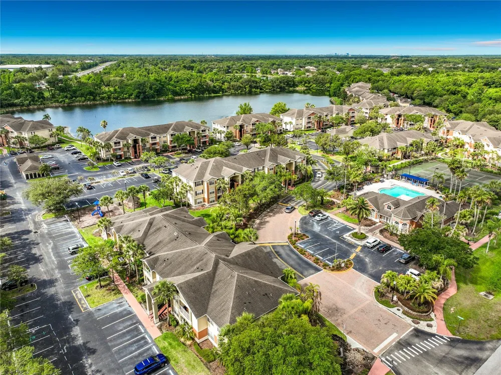 1909 SUMMER CLUB DRIVE #301 Oviedo, FL 32765