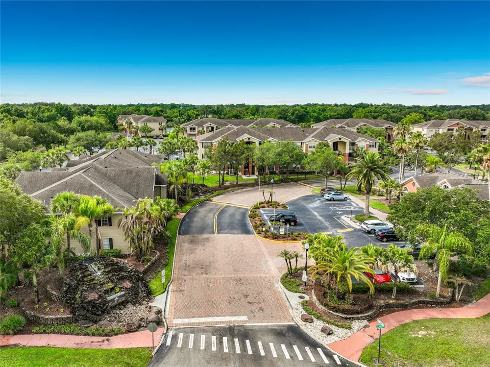 1909 SUMMER CLUB DRIVE #301 Oviedo, FL 32765