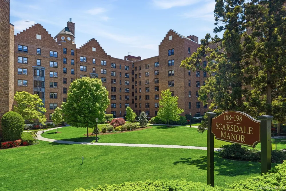 196 Garth Road #2F Scarsdale, NY 10583