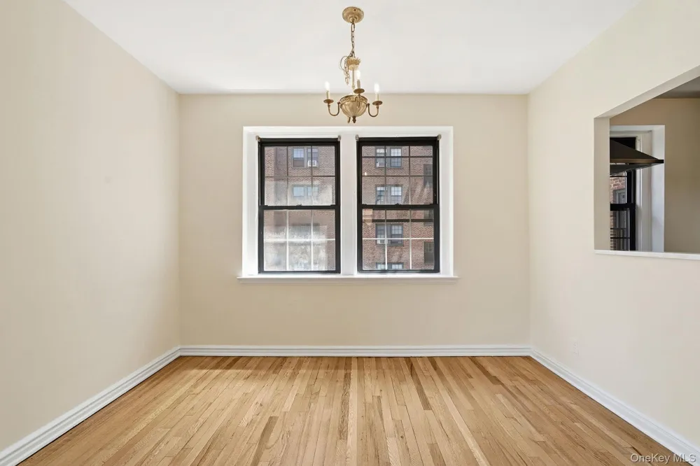 196 Garth Road #2F Scarsdale, NY 10583
