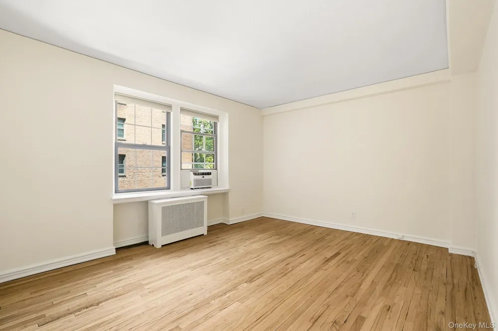 196 Garth Road #2F Scarsdale, NY 10583