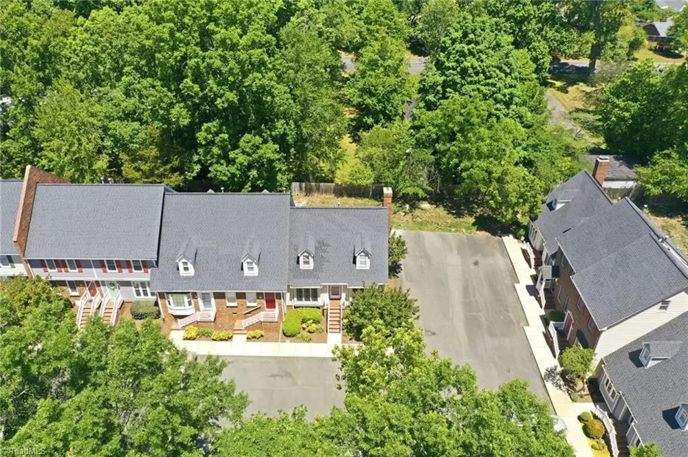 1121 Sherwood Drive #10 Burlington, NC 27215