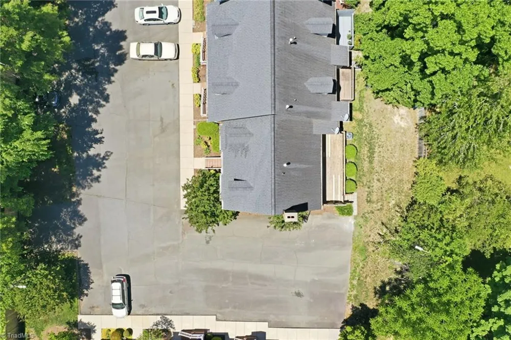 1121 Sherwood Drive #10 Burlington, NC 27215