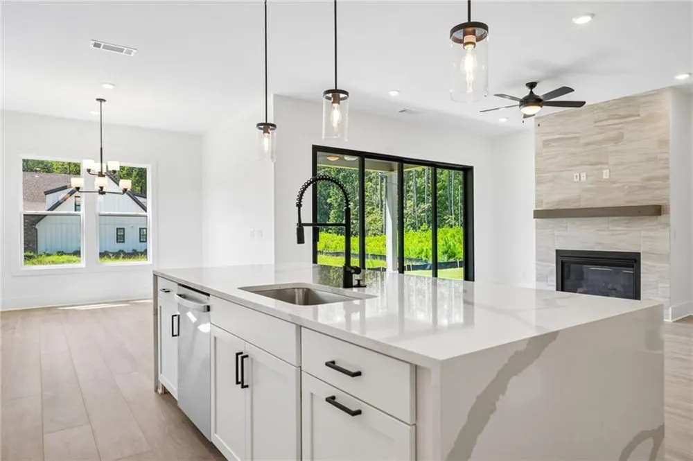 212 Regester Way Peachtree City, GA 30269