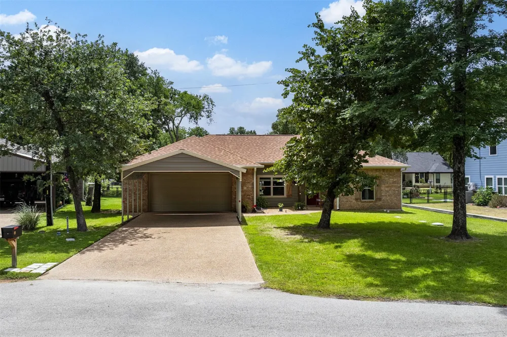 49 Westview Circle Star Harbor, TX 75148