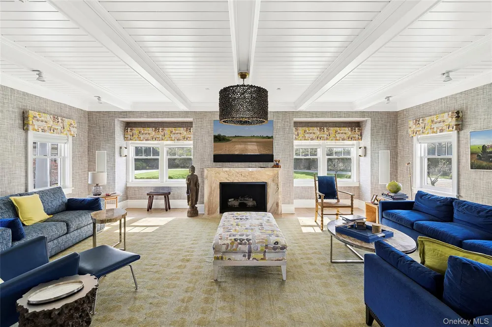 155 Duck Pond Lane Southampton, NY 11968