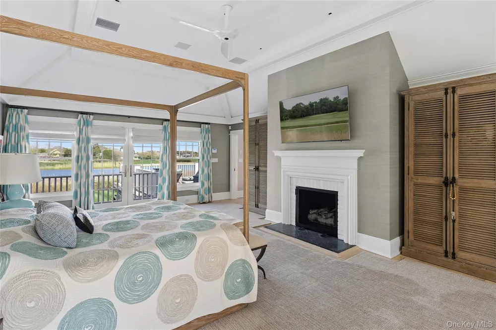 155 Duck Pond Lane Southampton, NY 11968