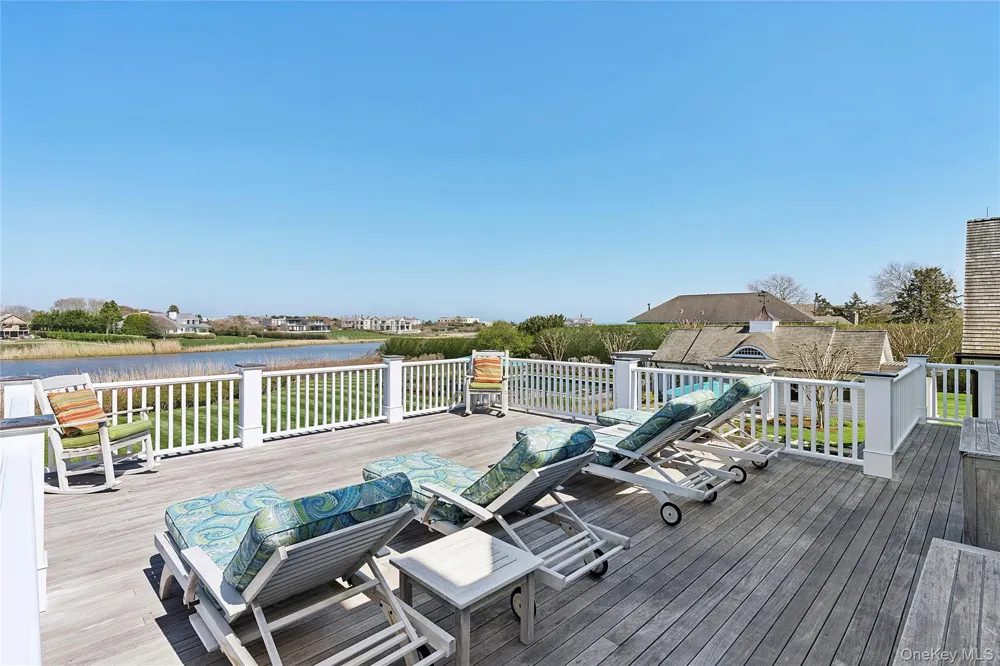 155 Duck Pond Lane Southampton, NY 11968