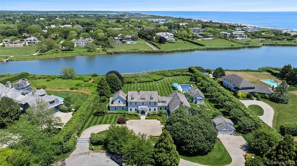 155 Duck Pond Lane Southampton, NY 11968