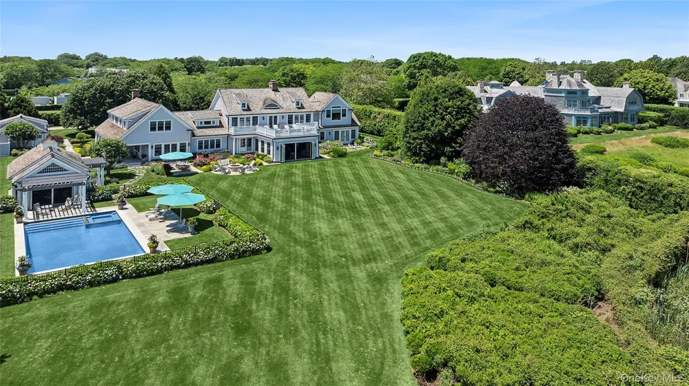 155 Duck Pond Lane Southampton, NY 11968