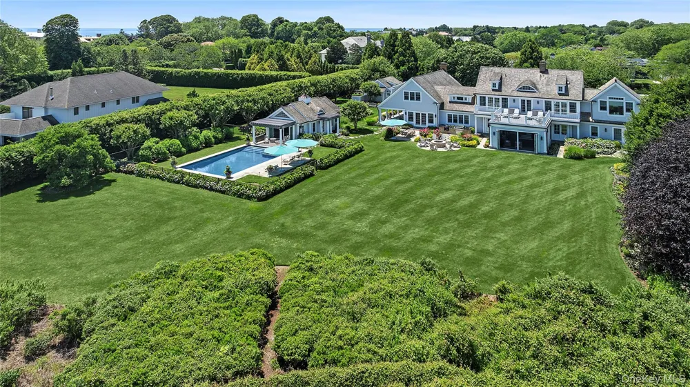 155 Duck Pond Lane Southampton, NY 11968