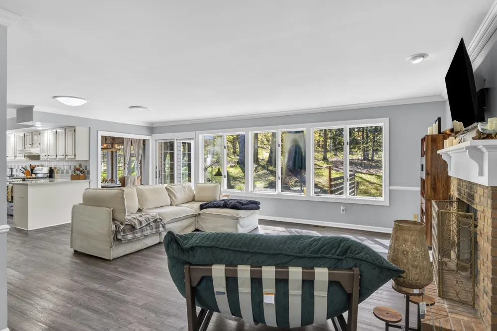 14416 Peninsula Drive Peninsula Township, MI 49686