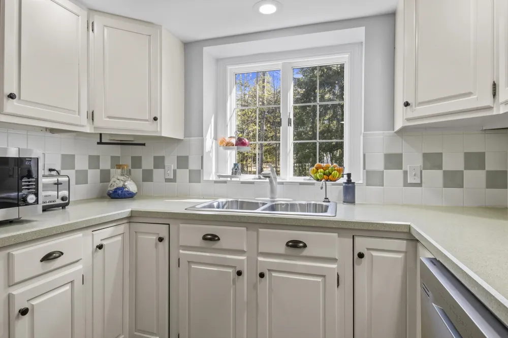 14416 Peninsula Drive Peninsula Township, MI 49686