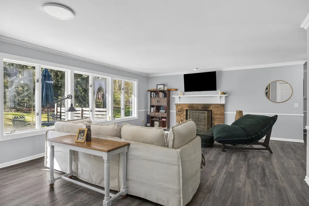 14416 Peninsula Drive Peninsula Township, MI 49686