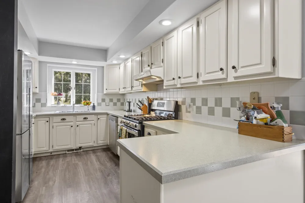 14416 Peninsula Drive Peninsula Township, MI 49686