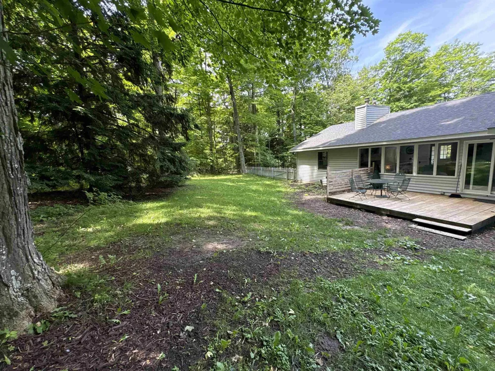 14416 Peninsula Drive Peninsula Township, MI 49686
