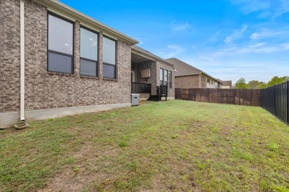 181 Constitution Way Kyle, TX 78640