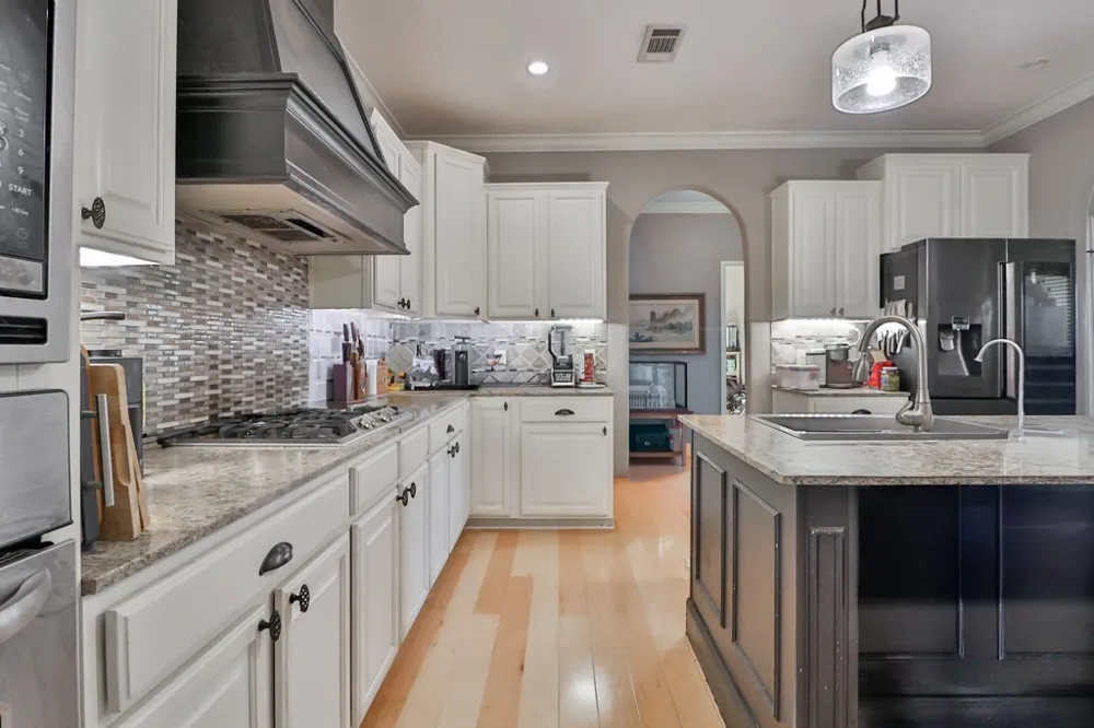 3995 COUNTY ROAD 405 Lexington, TX 78947