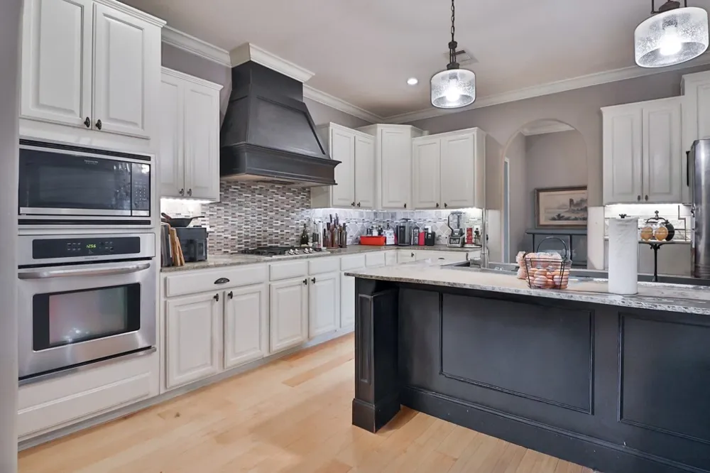 3995 COUNTY ROAD 405 Lexington, TX 78947
