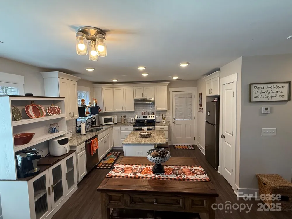 518 Lake Head Road Norwood, NC 28128