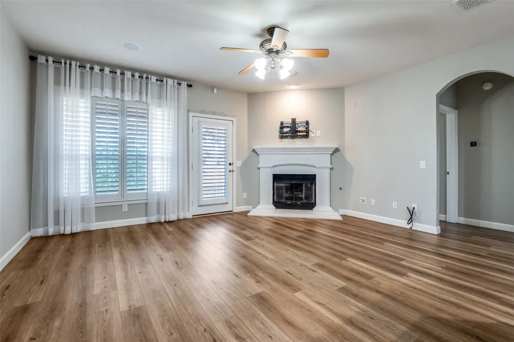 359 Wrangler Drive Fairview, TX 75069