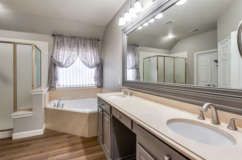 359 Wrangler Drive Fairview, TX 75069