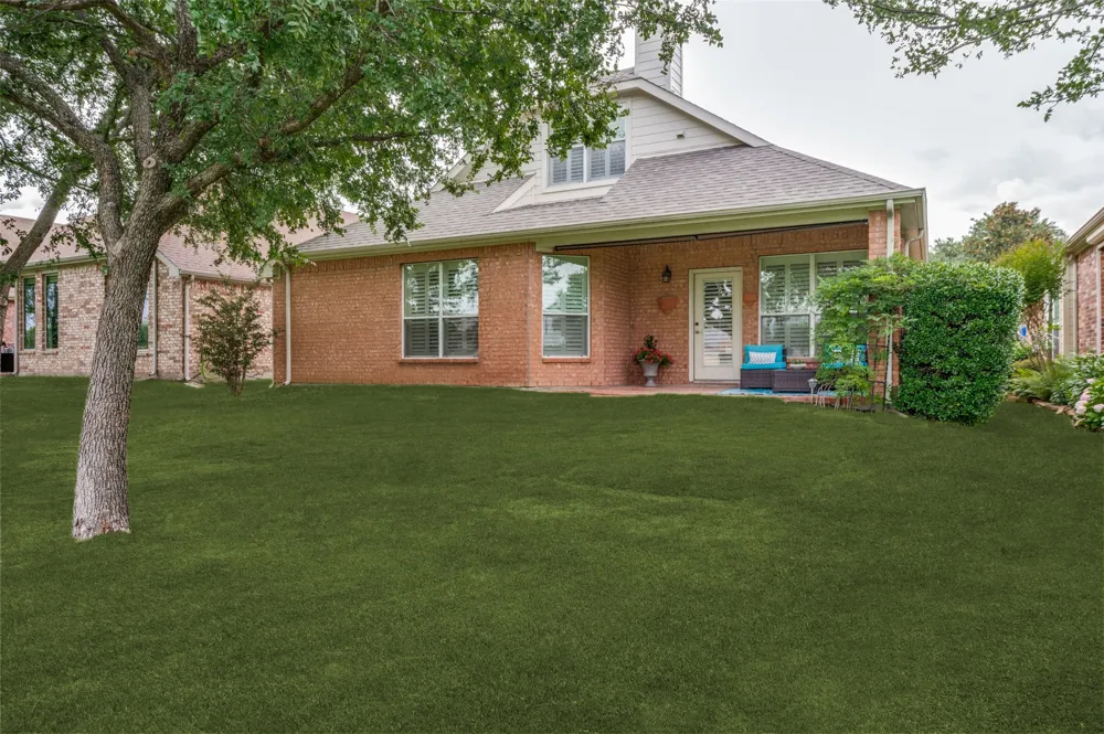 359 Wrangler Drive Fairview, TX 75069