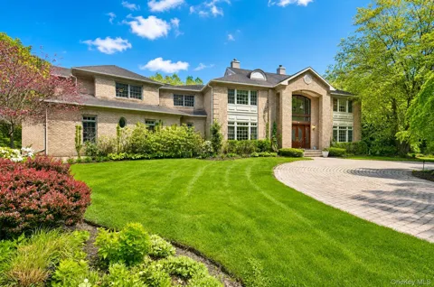 1 Springwood Path