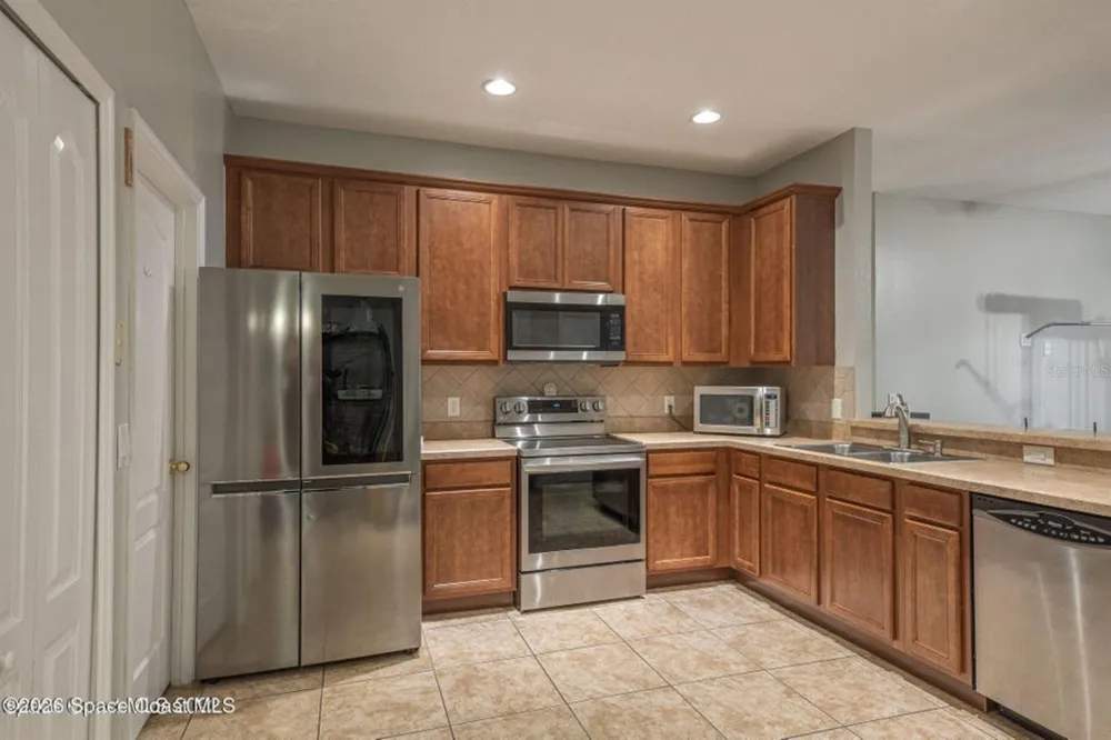 4367 FITZROY REEF DRIVE Mims, FL 32754