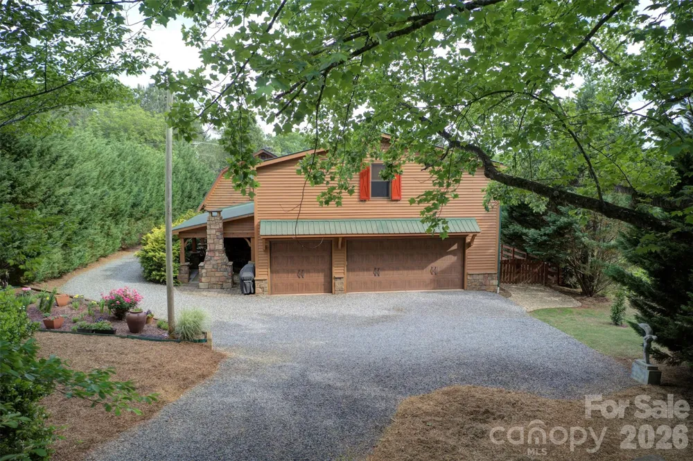 15425 E Rocky River Road Davidson, NC 28036