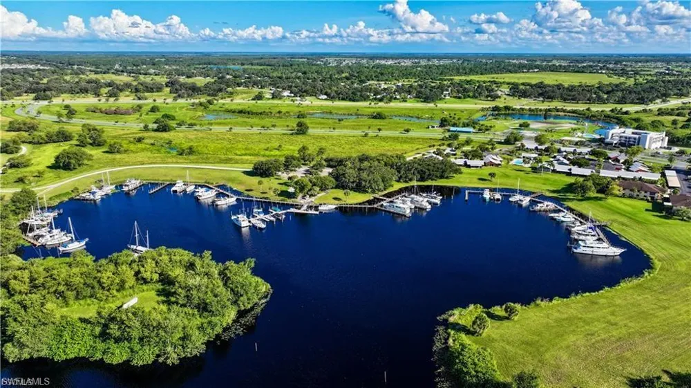 1064 Villa Drive #C203 Labelle, FL 33935