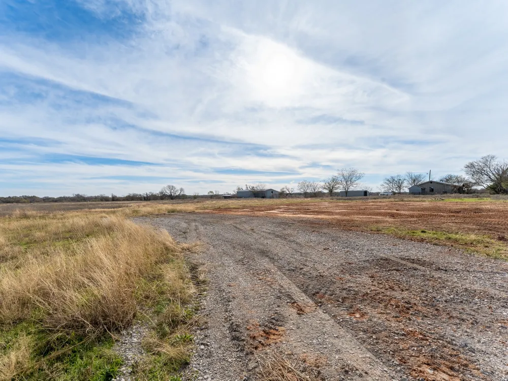 630 CR-3825 Bridgeport, TX 76426