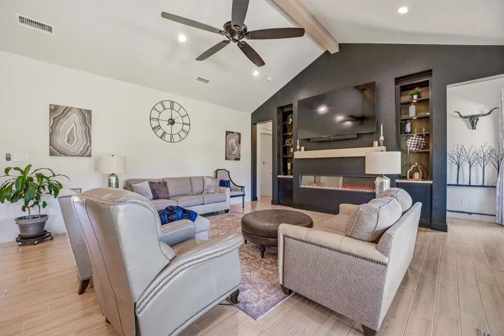 2016 Sonora Way Poolville, TX 76487
