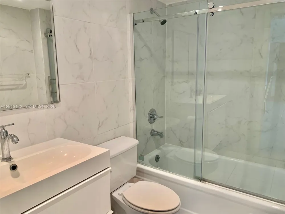1500 S Ocean Dr #17E Hollywood, FL 33019