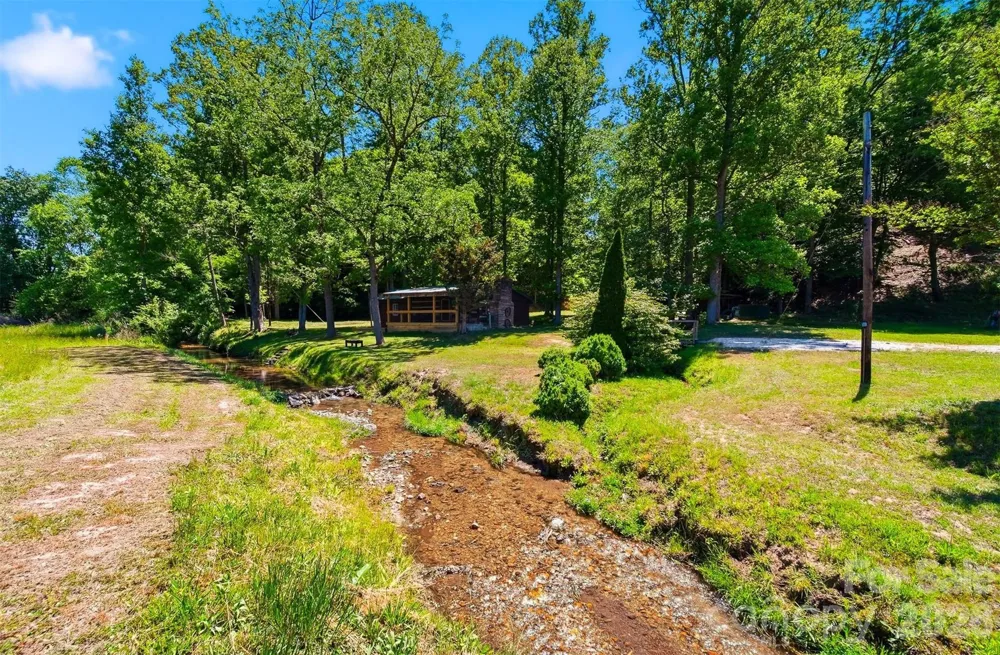 81 +/- Acres 2967 Roby Martin Road Lenoir, NC 28645