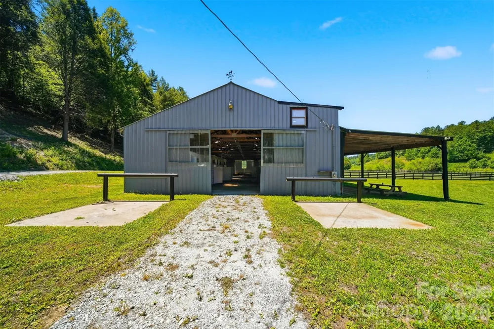 81 +/- Acres 2967 Roby Martin Road Lenoir, NC 28645