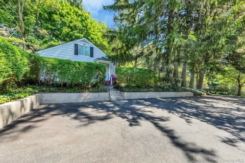 15 Cherry Lane