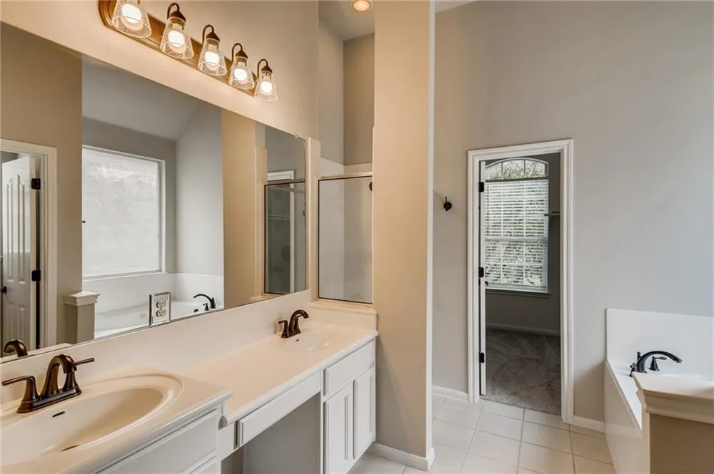 12605 Uvalde Creek Drive Austin, TX 78732