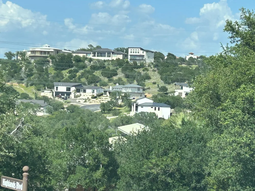 41018 Dalton Circle Horseshoe Bay, TX 78657