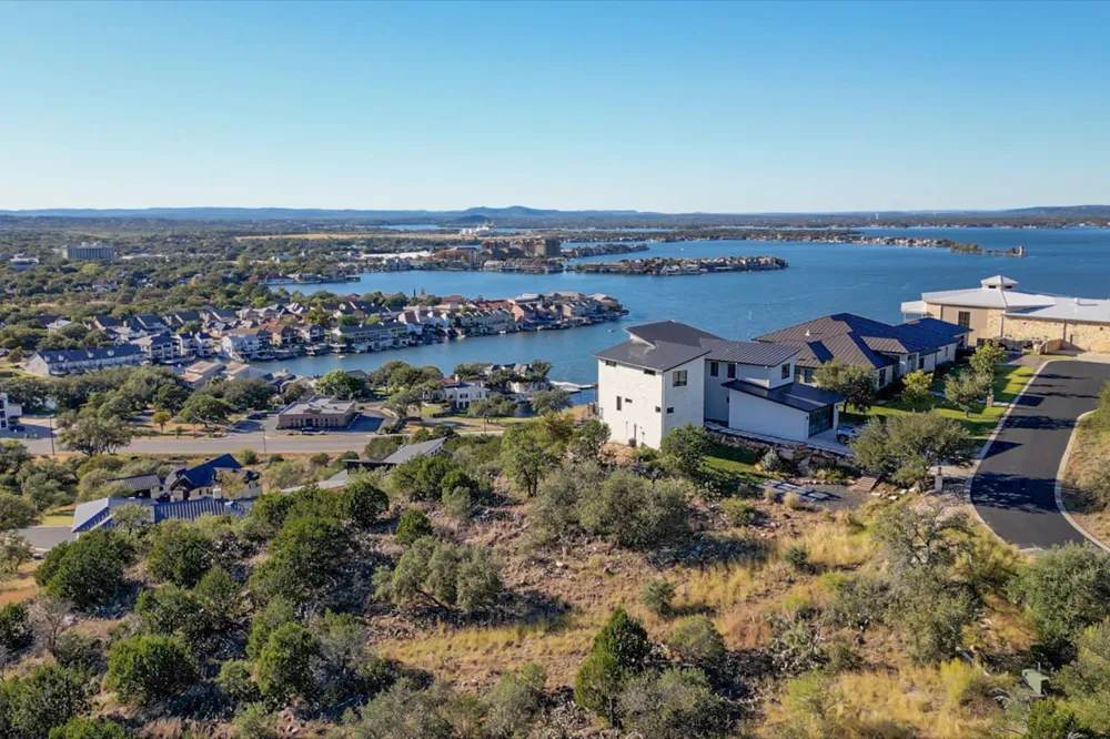41018 Dalton Circle Horseshoe Bay, TX 78657