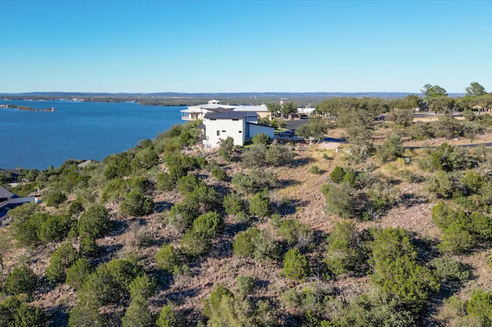 41018 Dalton Circle Horseshoe Bay, TX 78657