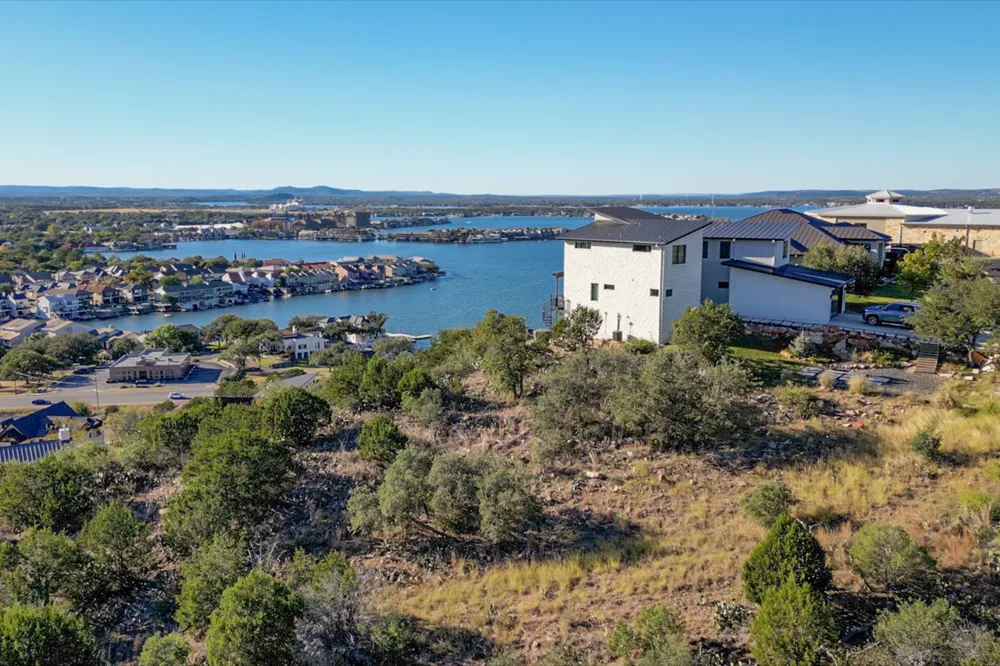 41018 Dalton Circle Horseshoe Bay, TX 78657