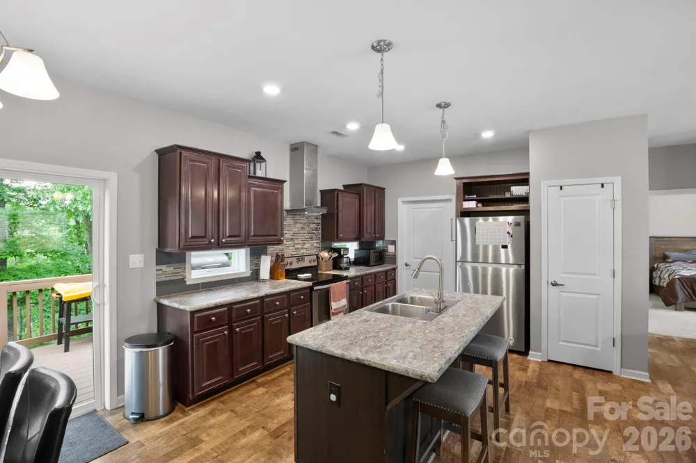 127 Cairens Ridge Drive Mills River, NC 28759